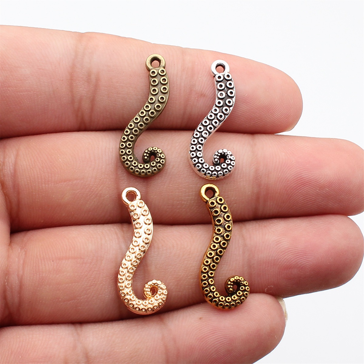 Vintage Fashion Stores - WYSIWYG 20 pièces 26x10mm 4 couleurs