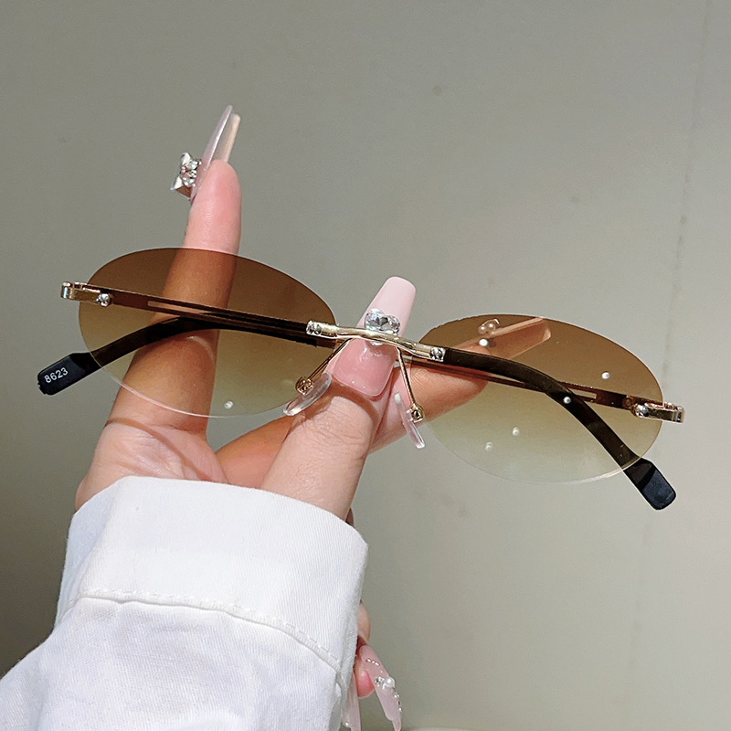 Lunettes de soleil ovales sans - Vintage Outdoor Fashion avis et prix