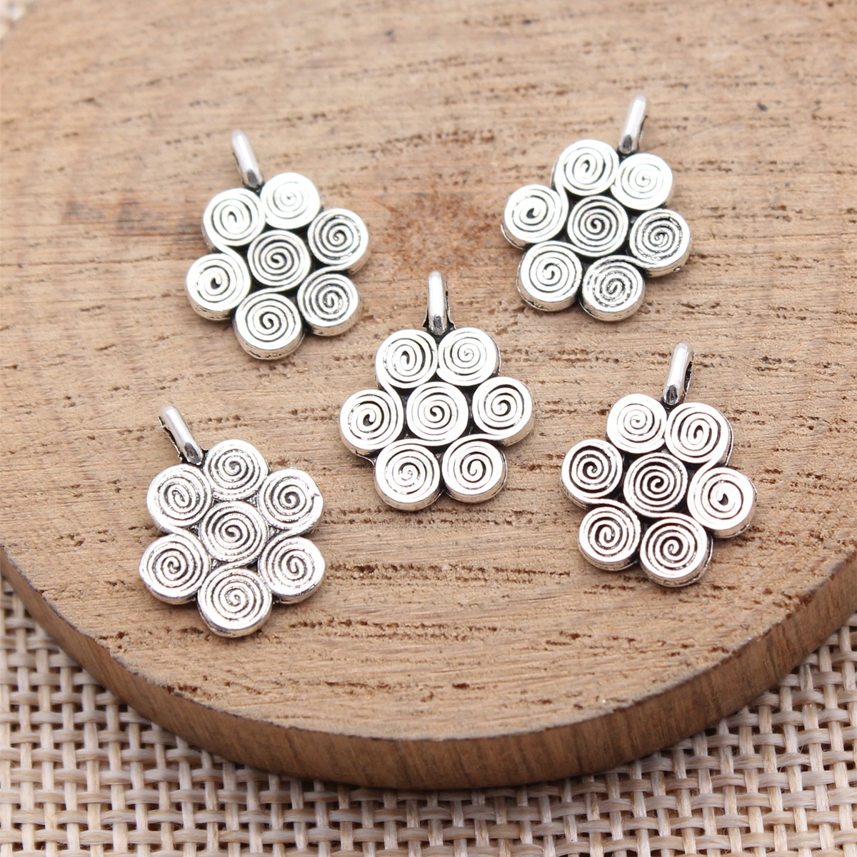Breloques en forme de fleur to - Vintage Fashion Stores avis et prix